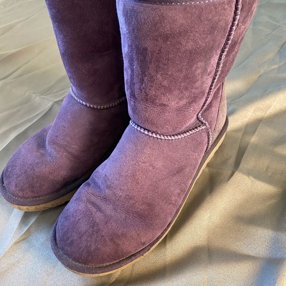 Limited purple color UGG shoes